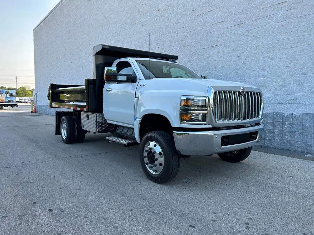 Original lot photo of a truck, front three-quarter view